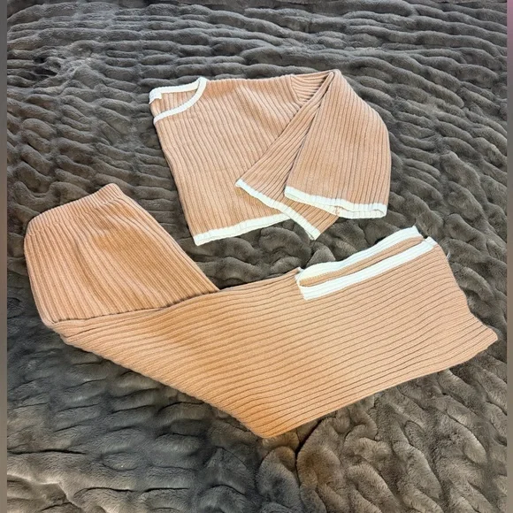 Better Be Ribbed Set - Picture 3 of 9